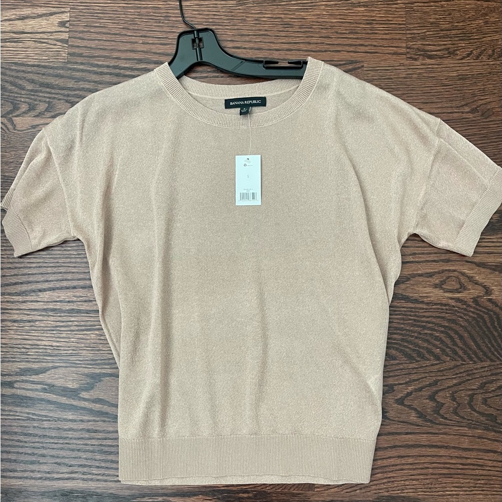 Nwt banana republic mesh summer weight top - tan